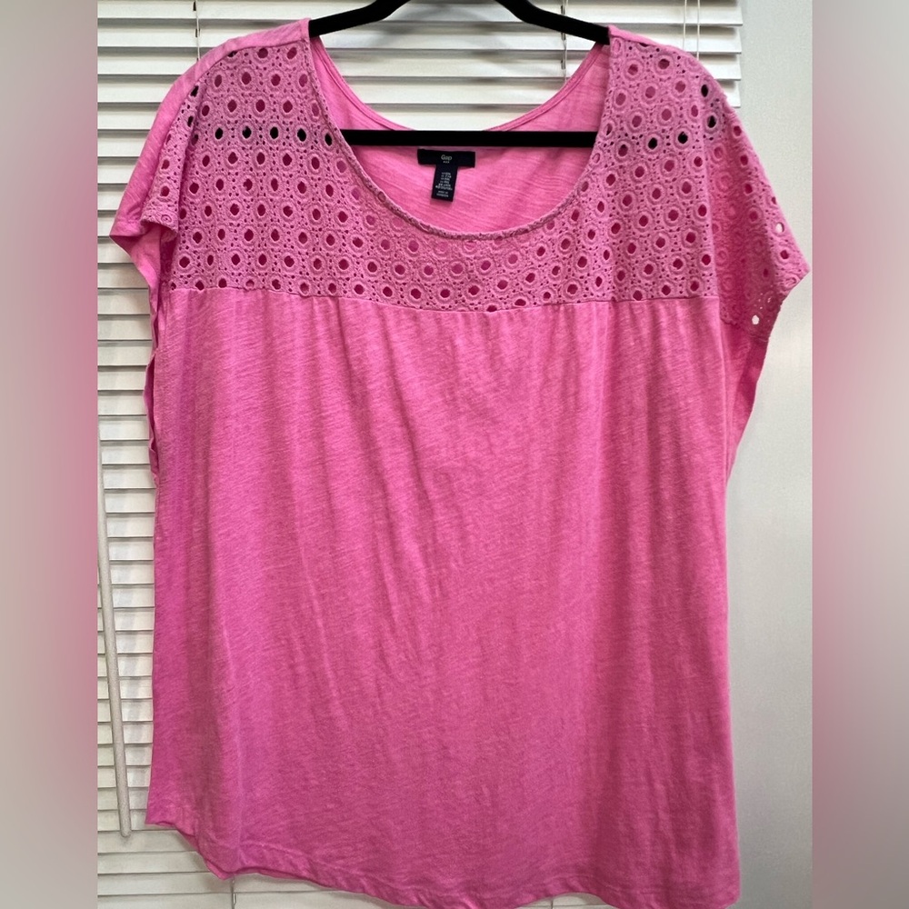 GAP | Knit with Eyelet Detail